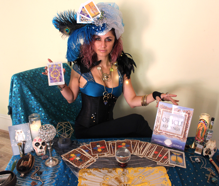 Fortune teller oracle Tarot reader for events by www.catalystarts.com