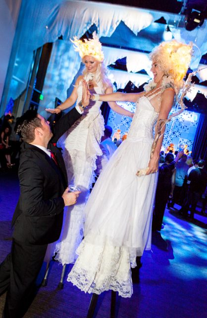 SnowQueenHighFive SnowQueenHighFive