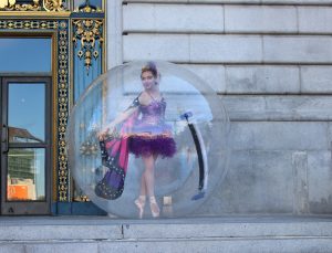 Butterfly themed Gala entertainers, Stilt walkers and ballerina by Catalyst Arts SF- www.catalystarts.com