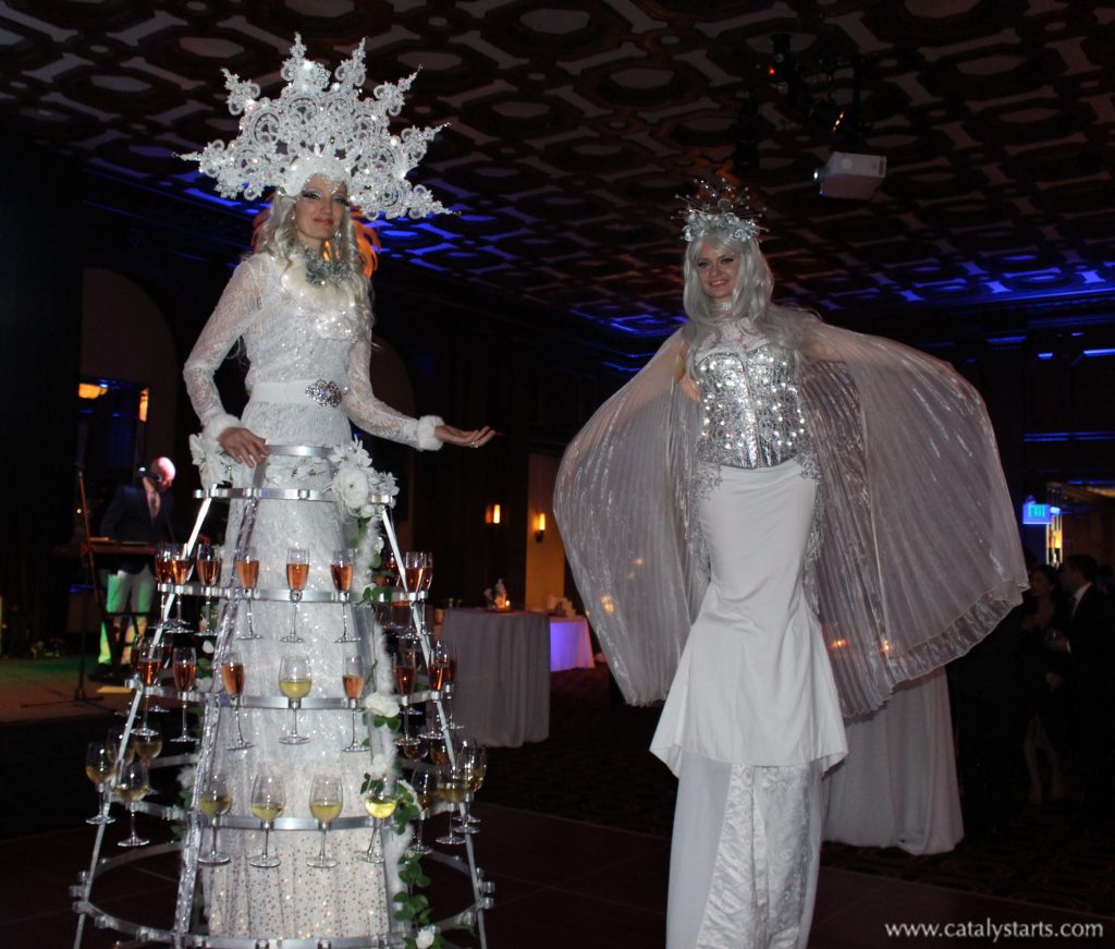 Winter Wonderland Stilt Walker by Catalyst Arts Entertainment in California - www.catalystarts.com